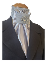 HHD Dressage Euro Stock Tie ‘Queen’ in Silver