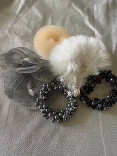 HHD The Grey & White Hair Accessory Kit with Crystals