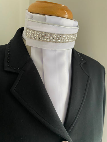 HHD Dressage Euro  Stock Tie ‘Hailey’ Silver & Peals