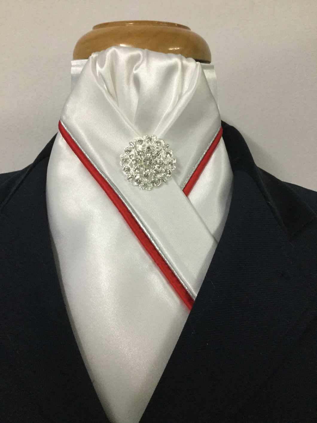 HHD White Satin Custom Pretied Stock Tie  Red & Silver Piping