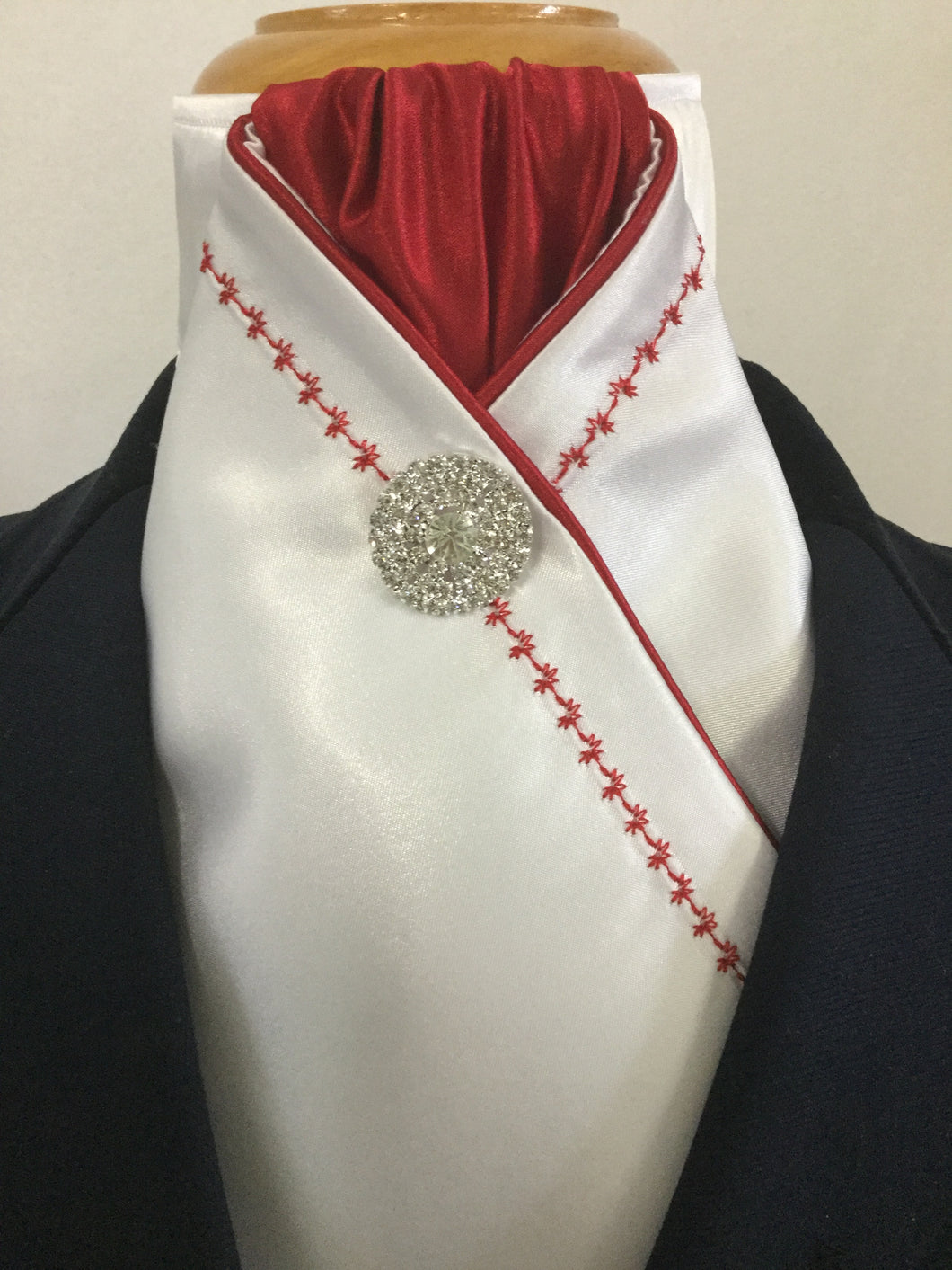 HHD White Satin Pretied Stock Tie Embroidered in Red