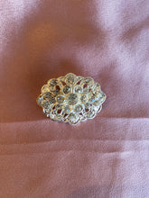 Oval Rhinestone Flower Stock Pin